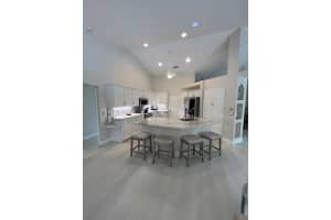 521 PENNYROYAL PLACE, VENICE, FL 34293 - MLS#MFRA4675871