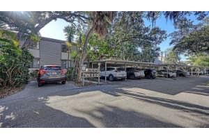 1519 CLOWER CREEK DRIVE, SARASOTA, FL 34231 - MLS#MFRA4675902