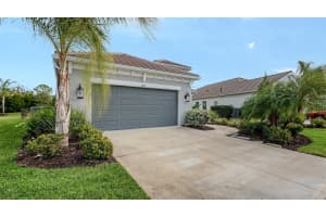 10193 CANAVERAL CIRCLE, SARASOTA, FL 34241 - MLS#MFRA4675911