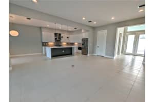 7744 SANDHILL LAKE DRIVE, SARASOTA, FL 34241 - MLS#MFRA4675923