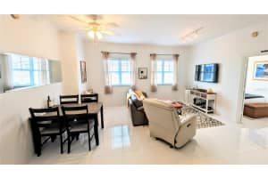 1064 TAMIAMI TRAIL, SARASOTA, FL 34236 - MLS#MFRA4675951