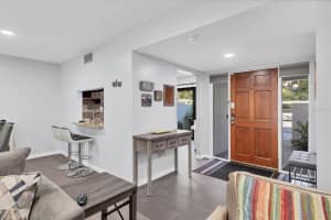 3332 THORNWOOD ROAD, SARASOTA, FL 34231 - MLS#MFRA4675963