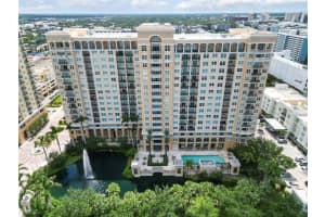 750 N Tamiami Trl #1005, SARASOTA