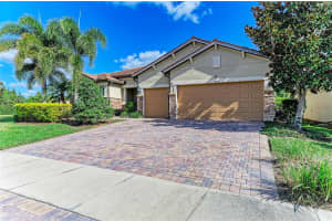 6925 CHESTER TRAIL, BRADENTON, FL 34202 - MLS#MFRA4675989