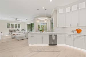 6470 INDIGO BUNTING PLACE, LAKEWOOD RANCH, FL 34202 - MLS#MFRA4676023