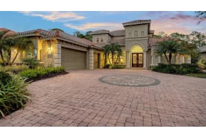 8335 Grosvenor Ct, BRADENTON 8335 Grosvenor Ct, BRADENTON