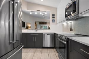 226 CHARTLEY COURT, SARASOTA, FL 34232 - MLS#MFRA4676037