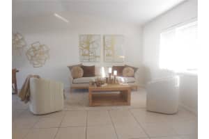 6725 FRIENDSHIP DRIVE, SARASOTA, FL 34241 - MLS#MFRA4676054