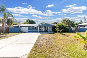 2332 PINEHURST STREET, SARASOTA, FL 34231 - MLS#MFRA4676082