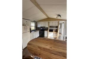 8894 HAMPSHIRE AVENUE, ARCADIA, FL 34269 Sold 12/31/25