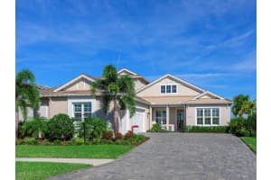 7919 Waterbend Trl, SARASOTA