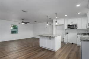 305 19TH STREET EAST, BRADENTON, FL 34208 - MLS#MFRA4676125