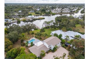 5155 RIVERWOOD AVENUE, SARASOTA, FL 34231 - MLS#MFRA4676129