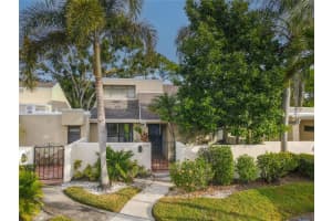 2375 LAKESIDE MEWS, SARASOTA, FL 34235 - MLS#MFRA4676142