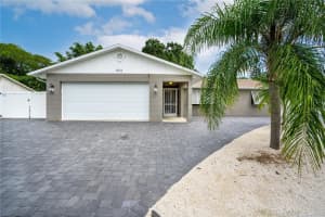 1011 67th Avenue Dr W, BRADENTON