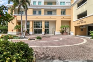 800 TAMIAMI TRAIL, SARASOTA, FL 34236 - MLS#MFRA4676227