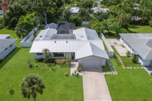 426 N Shore Dr, SARASOTA