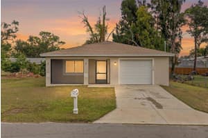 1925 34TH AVENUE, BRADENTON, FL 34208 - MLS#MFRA4676317