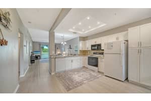 9620 CLUB SOUTH CIRCLE, SARASOTA, FL 34238 - MLS#MFRA4676320