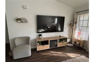 8809 MANOR LOOP, LAKEWOOD RANCH, FL 34202 - MLS#MFRA4676334