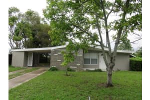 2211 EMORY AVENUE, BRADENTON, FL 34207 - MLS#MFRA4676377