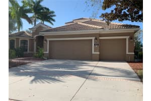 6828 HONEYSUCKLE TRAIL, LAKEWOOD RANCH, FL 34202 - MLS#MFRA4676392