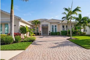 8280 REDONDA LOOP, LAKEWOOD RANCH, FL 34202 - MLS#MFRA4676403