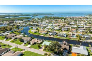 5004 CORAL LAKE DRIVE, BRADENTON, FL 34210 - MLS#MFRA4676459