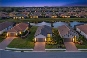 3021 VENETO COURT, LAKEWOOD RANCH, FL 34211 - MLS#MFRA4676461