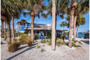 1620 CASEY KEY ROAD, NOKOMIS, FL 34275 - MLS#MFRA4676465