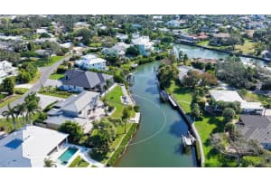 7430 COVE TERRACE, SARASOTA, FL 34231 - MLS#MFRA4676485
