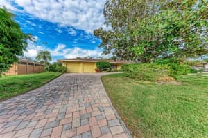 3310 MINEOLA DRIVE, SARASOTA, FL 34239 - MLS#MFRA4676490