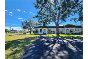 4201 33RD AVENUE DRIVE, BRADENTON, FL 34205 - MLS#MFRA4676492