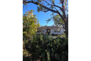 2022 29th St, SARASOTA