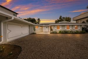 843 NORSOTA WAY, SARASOTA, FL 34242 - MLS#MFRA4676577