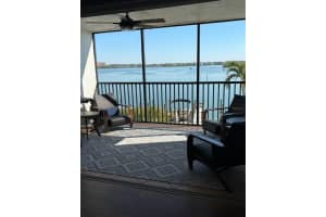 8977 MIDNIGHT PASS ROAD, SARASOTA, FL 34242 - MLS#MFRA4676582