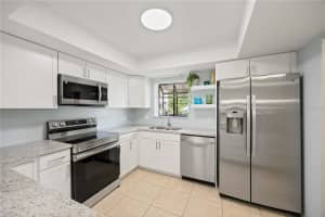 6515 HERITAGE LANE, BRADENTON, FL 34209 - MLS#MFRA4676595