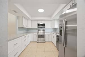 6515 HERITAGE LANE, BRADENTON, FL 34209 - MLS#MFRA4676595