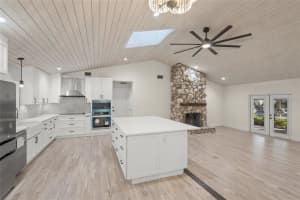 4916 HIDDEN OAKS TRAIL, SARASOTA, FL 34232 - MLS#MFRA4676597