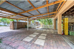 747 42ND STREET, SARASOTA, FL 34234 Sold 01/29/26