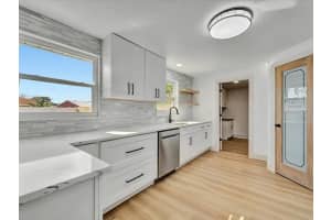 3202 63RD STREET, BRADENTON, FL 34209 - MLS#MFRA4676625