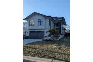 527 VENICE LANE, SARASOTA, FL 34242 - MLS#MFRA4676628