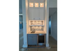 527 VENICE LANE, SARASOTA, FL 34242 - MLS#MFRA4676628