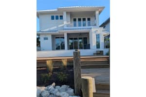 533 VENICE LANE, SARASOTA, FL 34242 - MLS#MFRA4676632