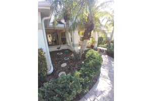 7476 ELEANOR CIRCLE, SARASOTA, FL 34243 - MLS#MFRA4676643