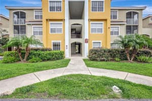 5500 Bentgrass Dr #6-301, SARASOTA