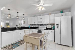 175 KINGS HIGHWAY, PUNTA GORDA, FL 33983 - MLS#MFRA4676654