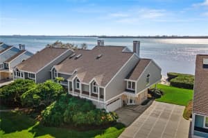 58 TIDY ISLAND BOULEVARD, BRADENTON, FL 34210 - MLS#MFRA4676655