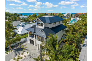 5612 GUAVA STREET, HOLMES BEACH, FL 34217 - MLS#MFRA4676665