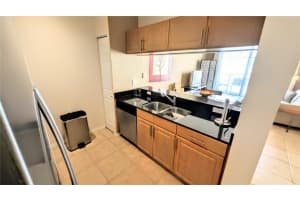 1064 TAMIAMI TRAIL, SARASOTA, FL 34236 - MLS#MFRA4676679